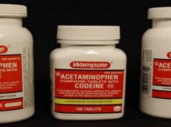 Bestellen Sie Paracetamol mit Codein.